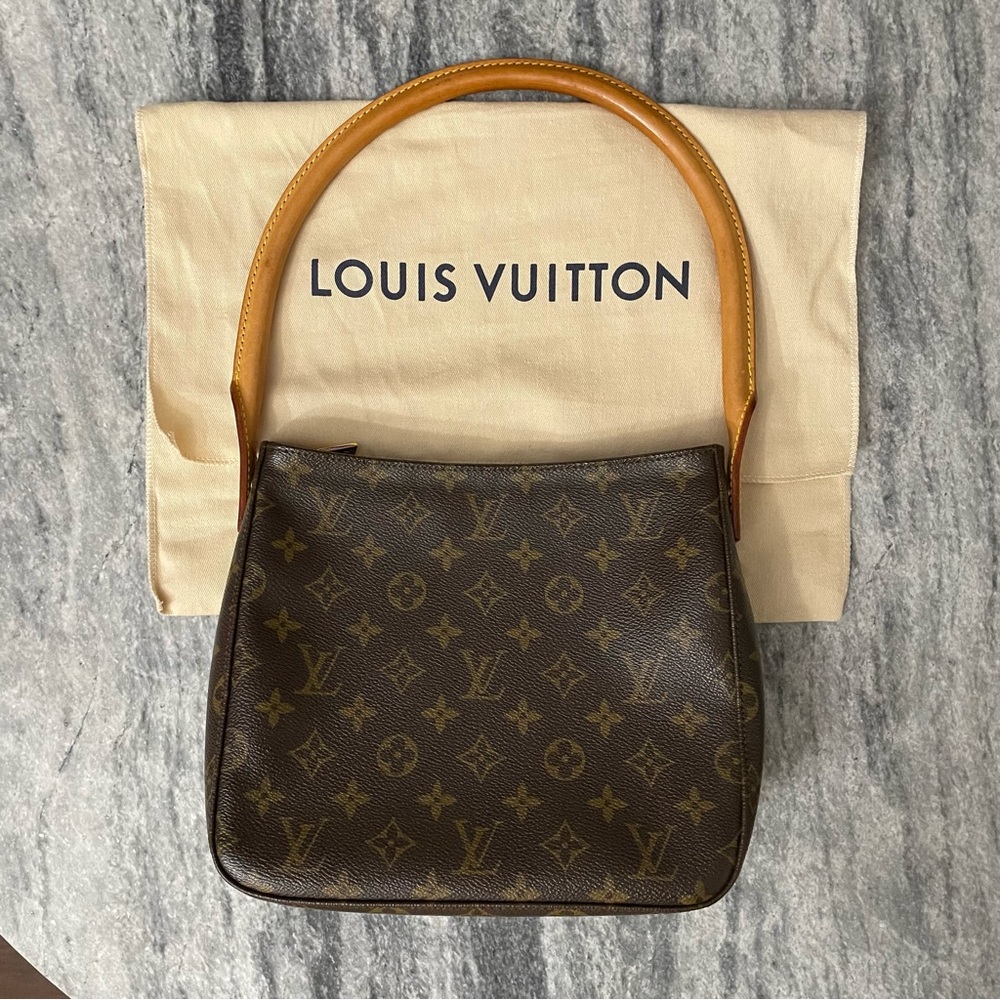 Louis Vuitton Monogram Looping MM